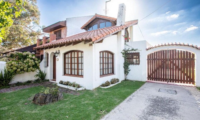 Mar del Plata House | Chalet en Barrio Parque