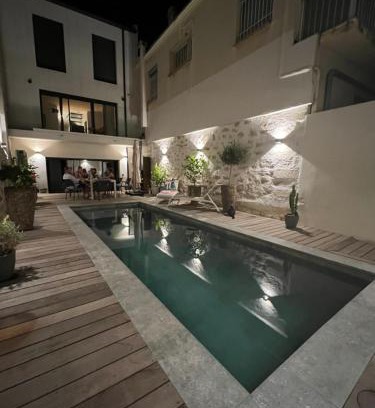 Gambetta House | Chambre dans maison de ville avec piscine et garage en centre ville