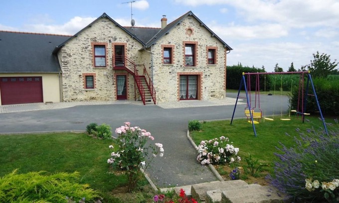 La Selle-Craonnaise House | Chambres d'Hotes Bel Air