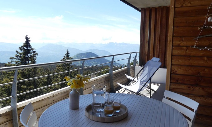 Chamrousse Apartment | Chamrousse apartment at the foot of the slopes, panoramic view of the mountains