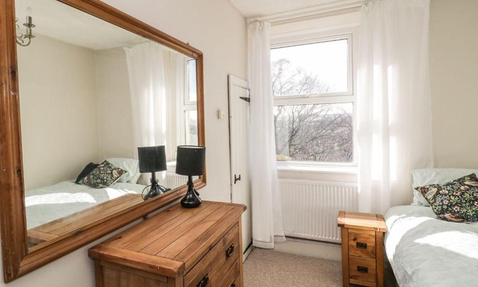 Giggleswick House | Chandlers Cottage, Settle