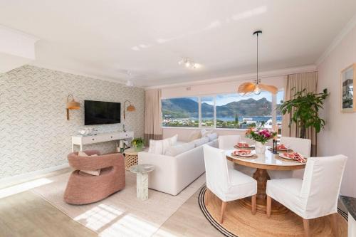 Hout Bay Apartment | Chapmans Bay View