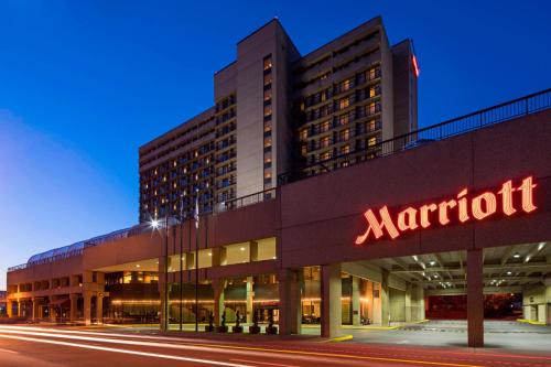 Charleston Hotel | Charleston Marriott Town Center