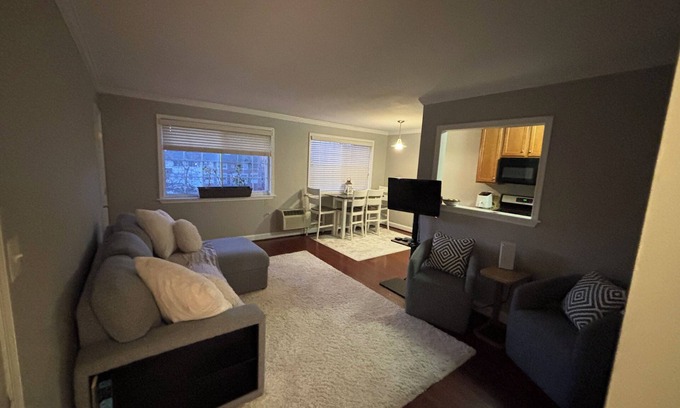 Laurel Apartment | Charming 1BR/1BA on Main St – Heart of Laurel Living!