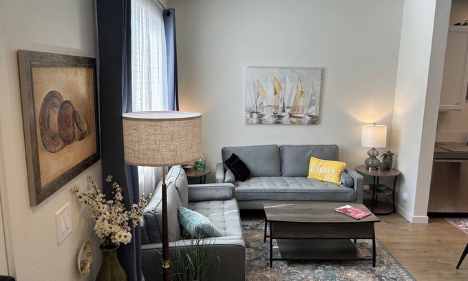 Johnstown House | Charming 2-bedroom townhome with WiFi, Smart Tv's in peaceful Johnstown