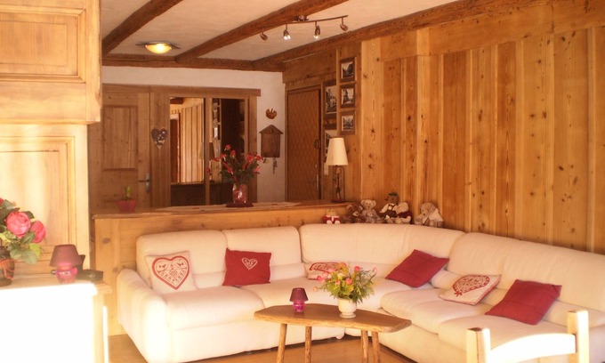 Les Gets Apartment | Charming apartment gets in the picturesque village and family