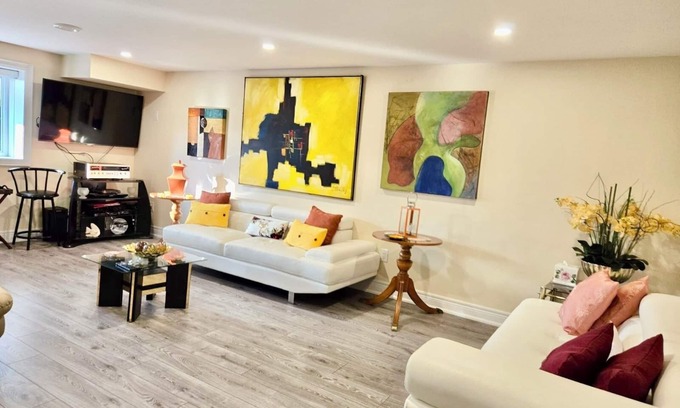 St. Davids Bed & Breakfast | Charming B&B with WiFi/Kitchenette and AC in Marvelous Niagara-on-the-Lake