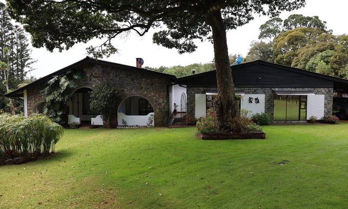 Mutare Bed & Breakfast | Charming bed & breakfast with WiFi and AC in soothing Vumba Room #1