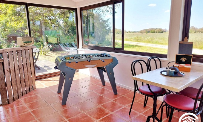 Saint-Erblon Cottage | Charming Countryside Retreat with Modern Amenities, Babyfoot, and Nearby Leisure Activities
