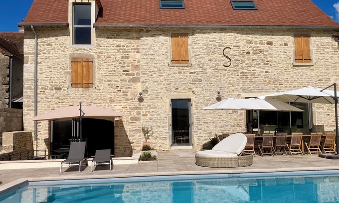 Culles-les-Roches House | Charming house in Burgundy completely renovated with swimming pool