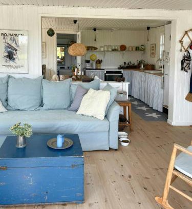 Mesinge House | Charming Summer House Near Dalbybugten