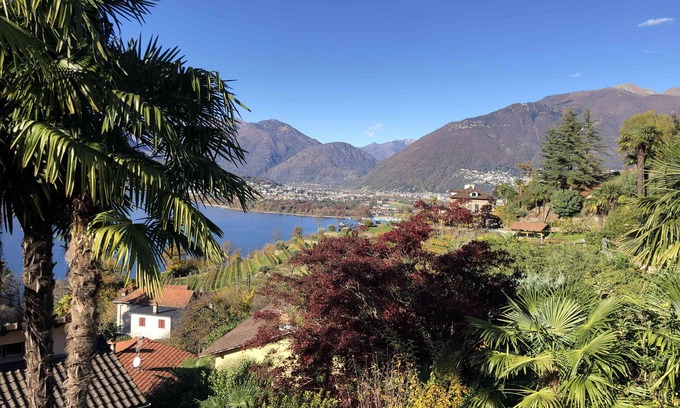 San Nazzaro House | Charming vacation home with garden and lake view in beautiful Ticino!