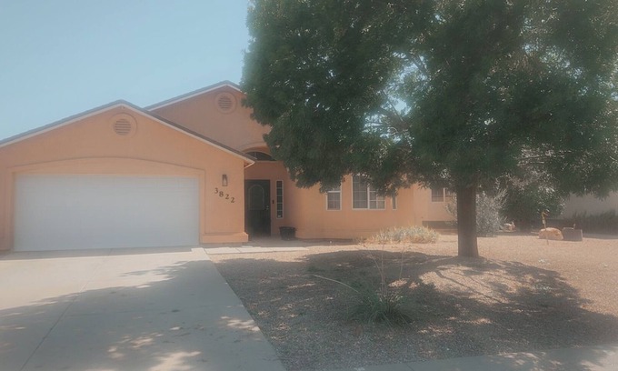 Kingman House | Chateau Relaxo