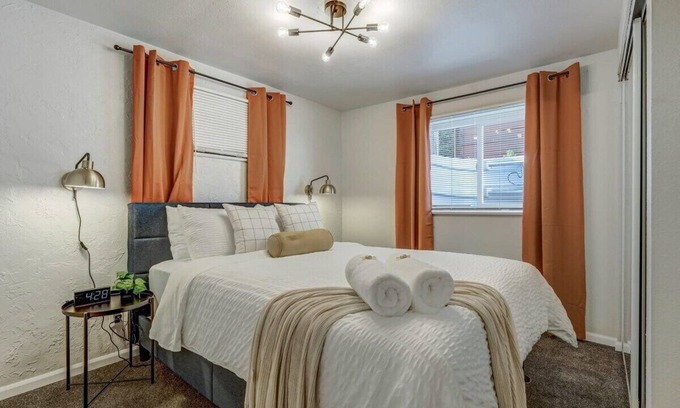 Village Seven Apartment | Cheerful Cove - Cozy Basement Centrally Located