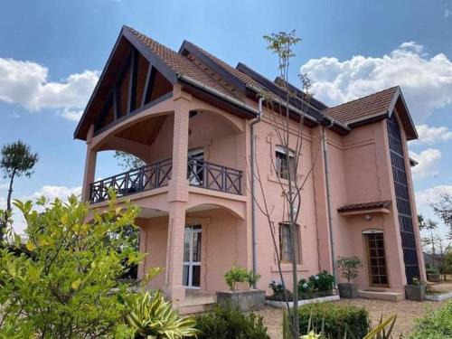 Antsirabe House | Chez Casabri