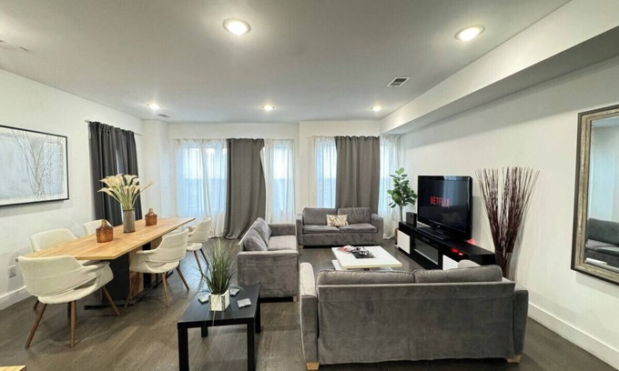 Communipaw Apartment | Chic 2 bedroom apartment with Rooftop views of NYC