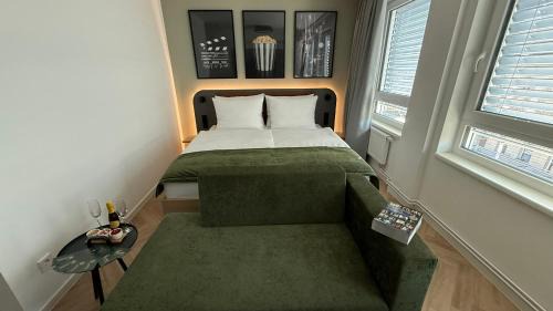 Innenstadt-West Hotel | Cinema City Hotel Europaplatz Karlsruhe - Brand New Boutique Hotel 2025 -