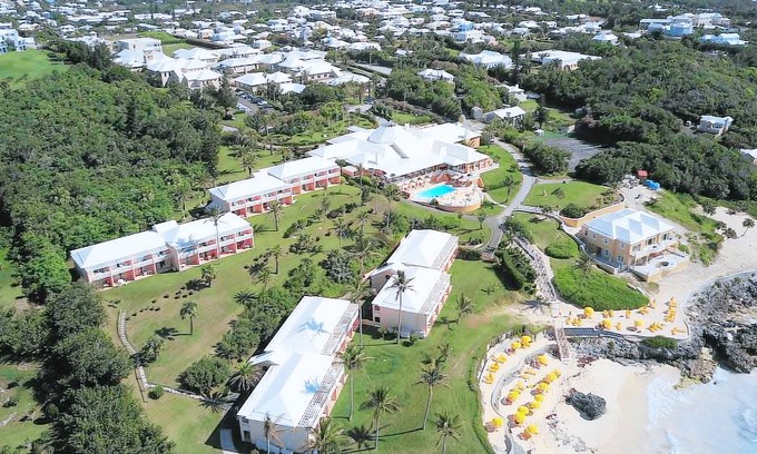 Paget Hotel | Coco Reef Bermuda