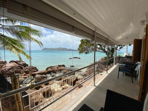 Anse Volbert Village Ski Chalet | Coin D'or