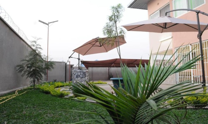 Kolwezi Hotel | Colibri Inn Hotel