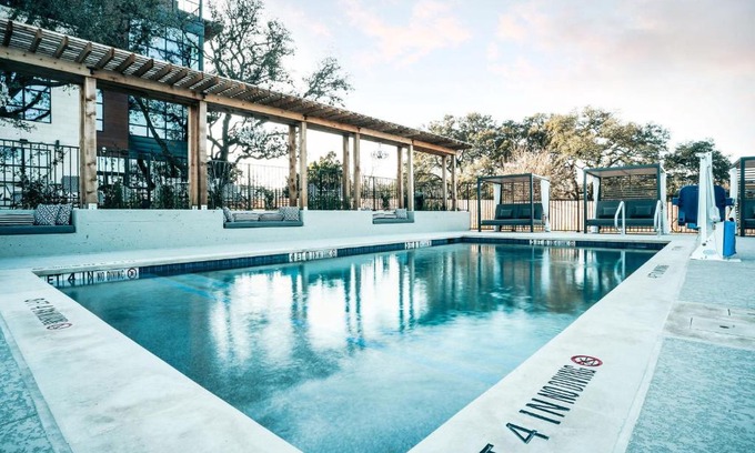 South Congress Hotel | Colton House Hotel
