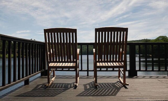 Weare Resort | Come stay at our four season resort!