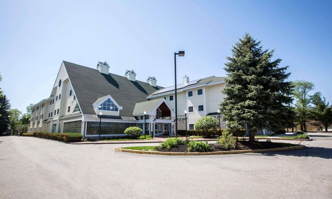 Concord Hotel | Comfort Inn Concord