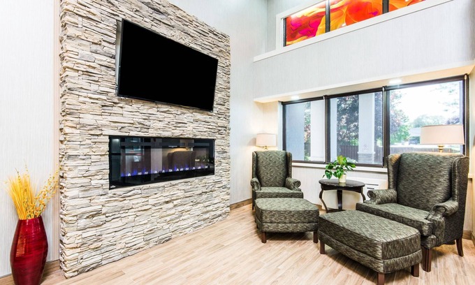 Owen Sound Hotel | Comfort Inn Owen Sound