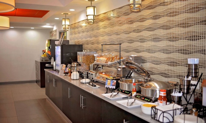 Carrollton Hotel | Comfort Inn & Suites Carrollton