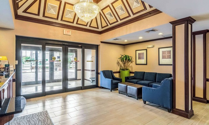 Panama City Hotel | Comfort Inn & Suites Panama City North