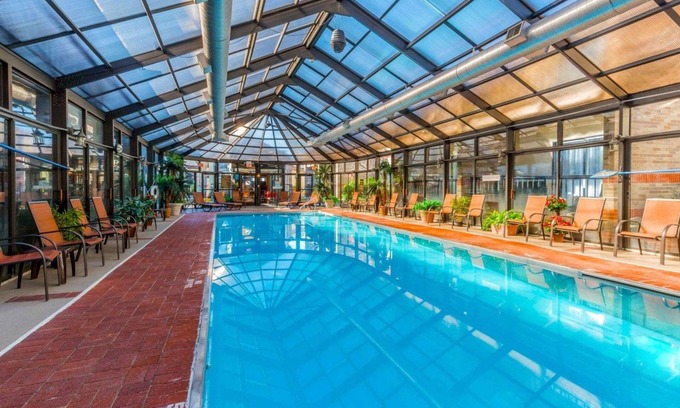 Erie Hotel | Comfort Inn & Suites