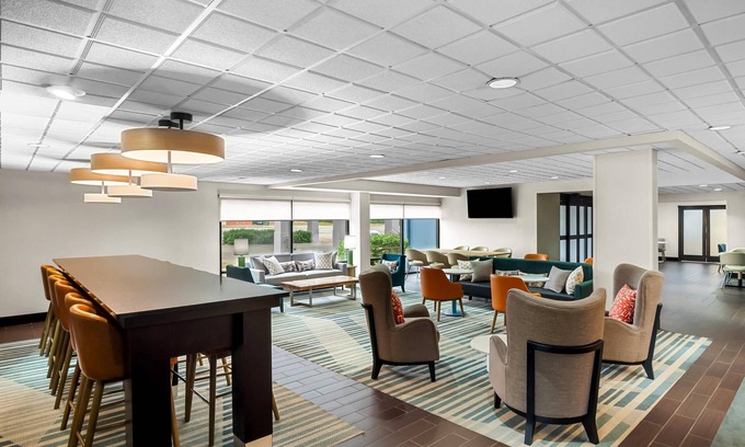 Cadillac Hotel | Comfort Inn