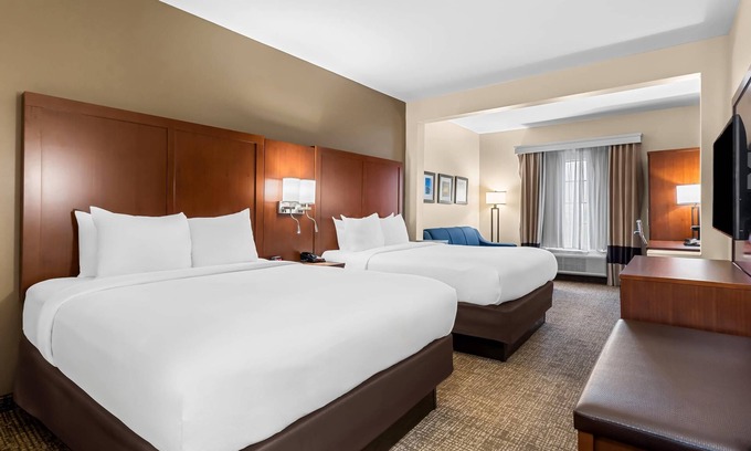 Jacksonville Hotel | Comfort Suites near Camp Lejeune