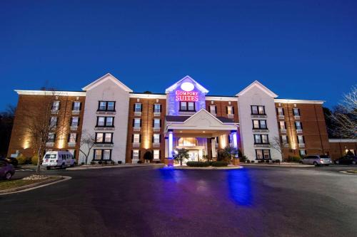 Kiln Creek Hotel | Comfort Suites Newport News Airport