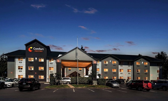Parkrose Hotel | Comfort Suites Portland Airport