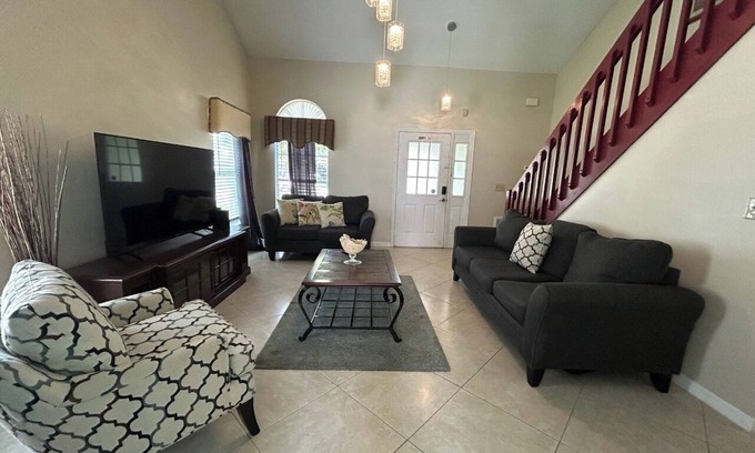 Orlando House | Comfortable 4BR Getaway: WiFi and Parking Included