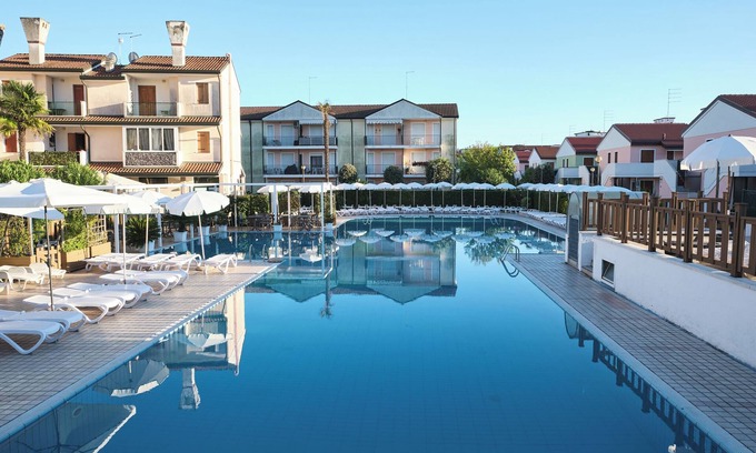 Rosapineta Apartment | Comfy seaside flat-Beahost