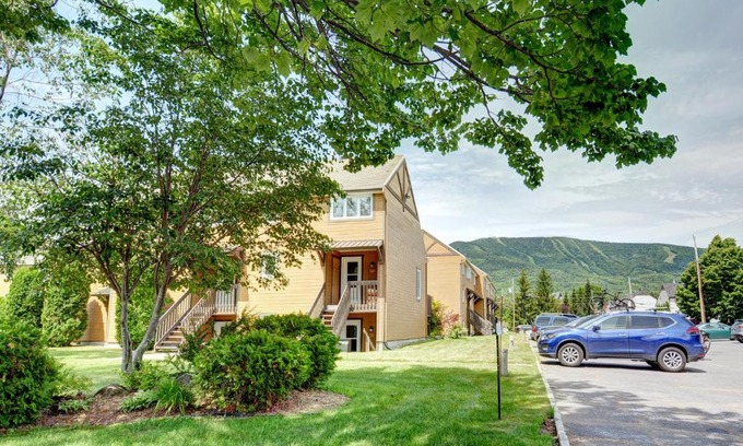 Beaupre Apartment | condo sainte-anne