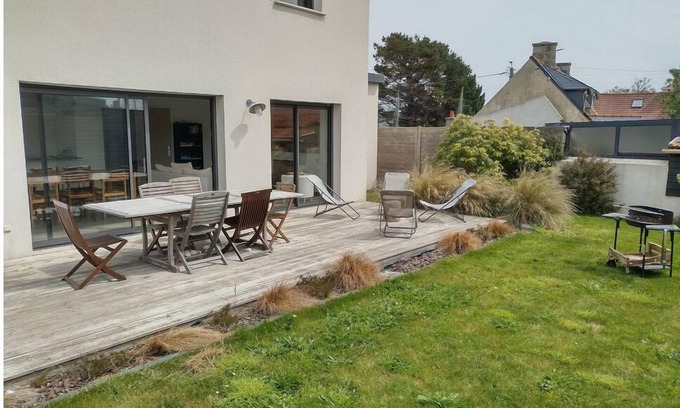 Pleumeur-Bodou House | Contemporary house l'île grande 6P, 200m from the beach