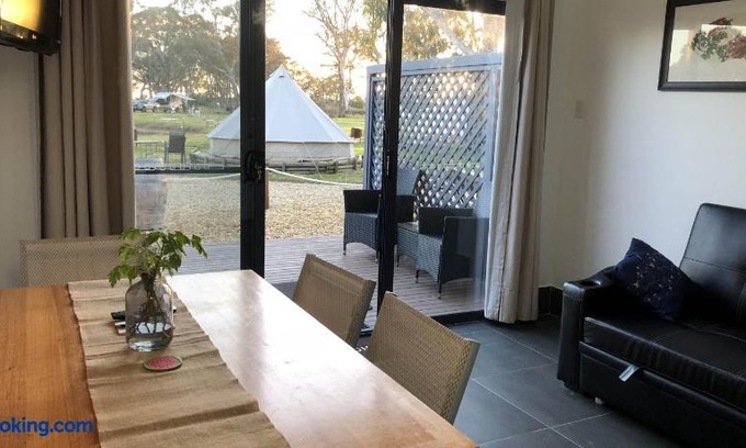 Comaum Apartment | Coonawarra Ensuite Unit D