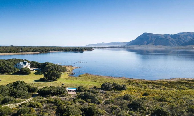 Greater Hermanus Resort | Coot Club