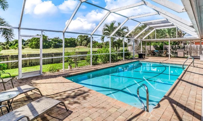 Caloosahatchee House | Coral Cottage