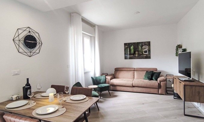 Ravina Apartment | Cosy apartment for 4 guests with WIFI, TV, patio and pets allowed