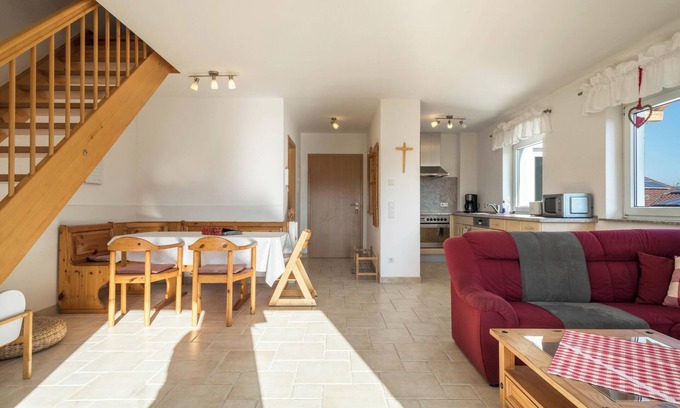 Goppertsweiler Apartment | Cosy Holiday Apartment “Romanshorn” on Farm near Lake Constance