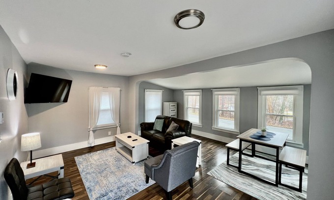 Portage Lakes House | Cottage in Portage Lakes! Close to everything!