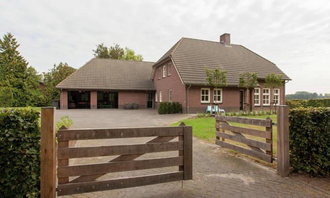 Leende House | Country house next to a nature reserve