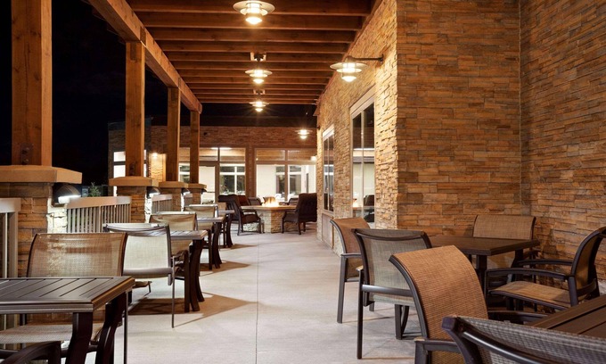 Roseville Hotel | Country Inn & Suites by Radisson Roseville - St. Paul