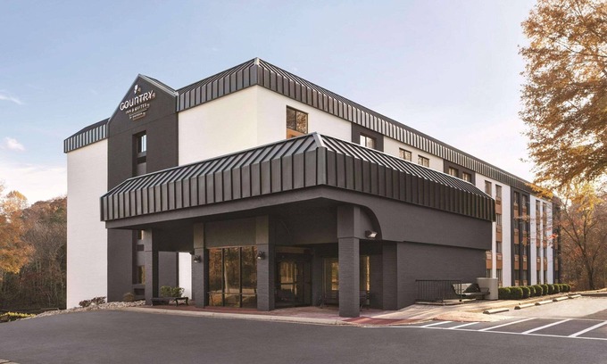 Williamsburg Hotel | Country Inn & Suites by Radisson, Williamsburg East (Busch Gardens), VA