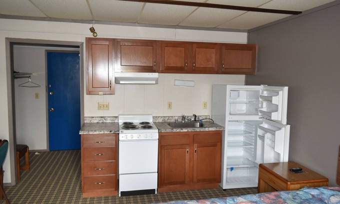 Hillsboro Hotel | Countryside Inn