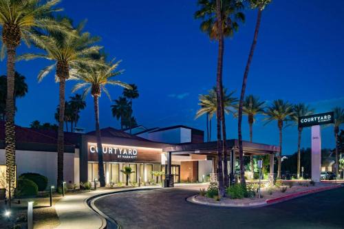 North Mountain Hotel | Courtyard by Marriott Phoenix North